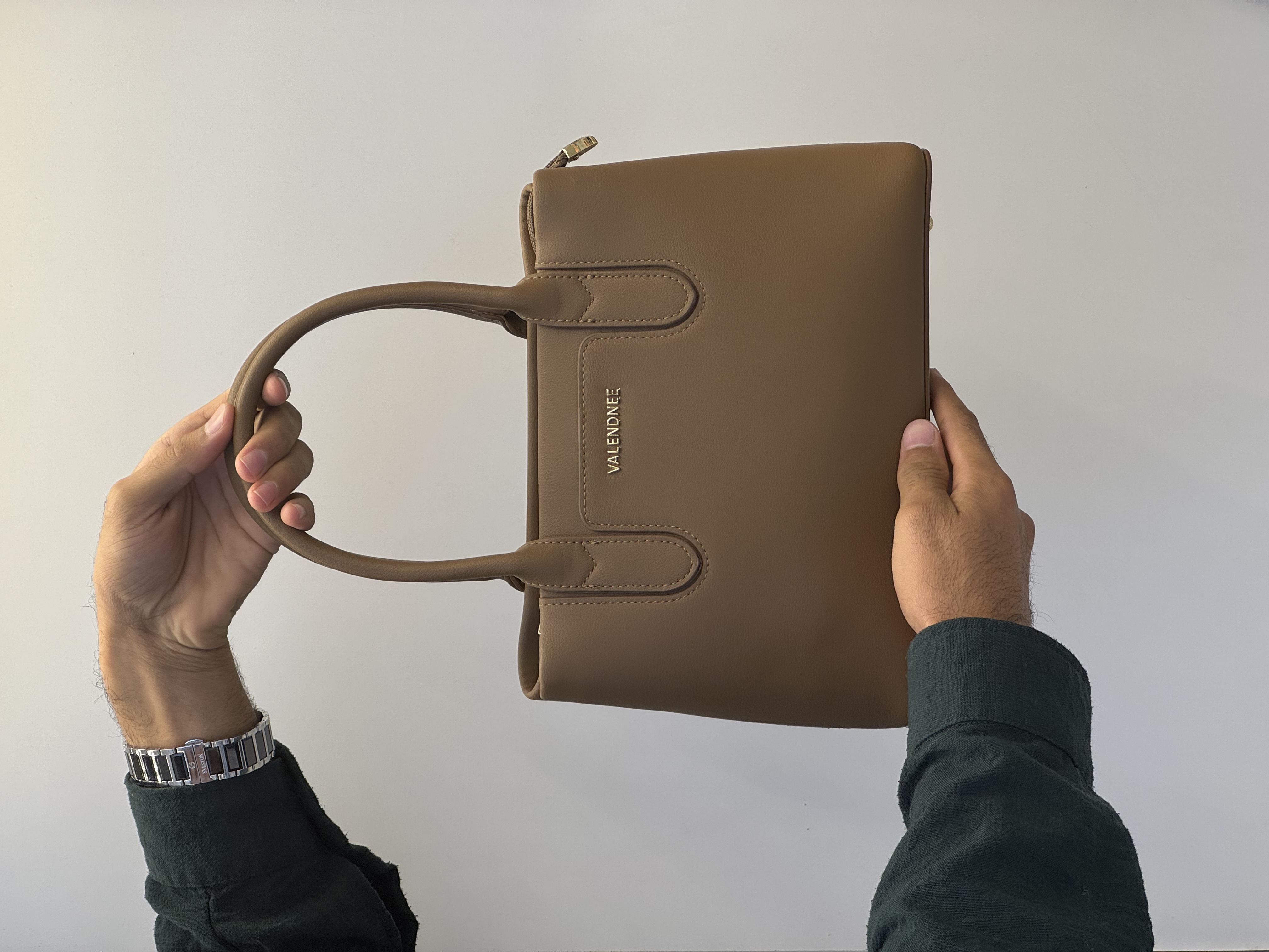 کیف کلاسیک زنانه وارداتی کد۹۰۳۳با کیفیت عالی